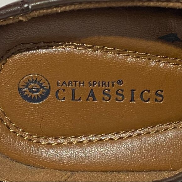 Earth Spirit Classics Leather Comfort Slip On Brown Booties Women's Size 7.5 - Picture 8 of 13